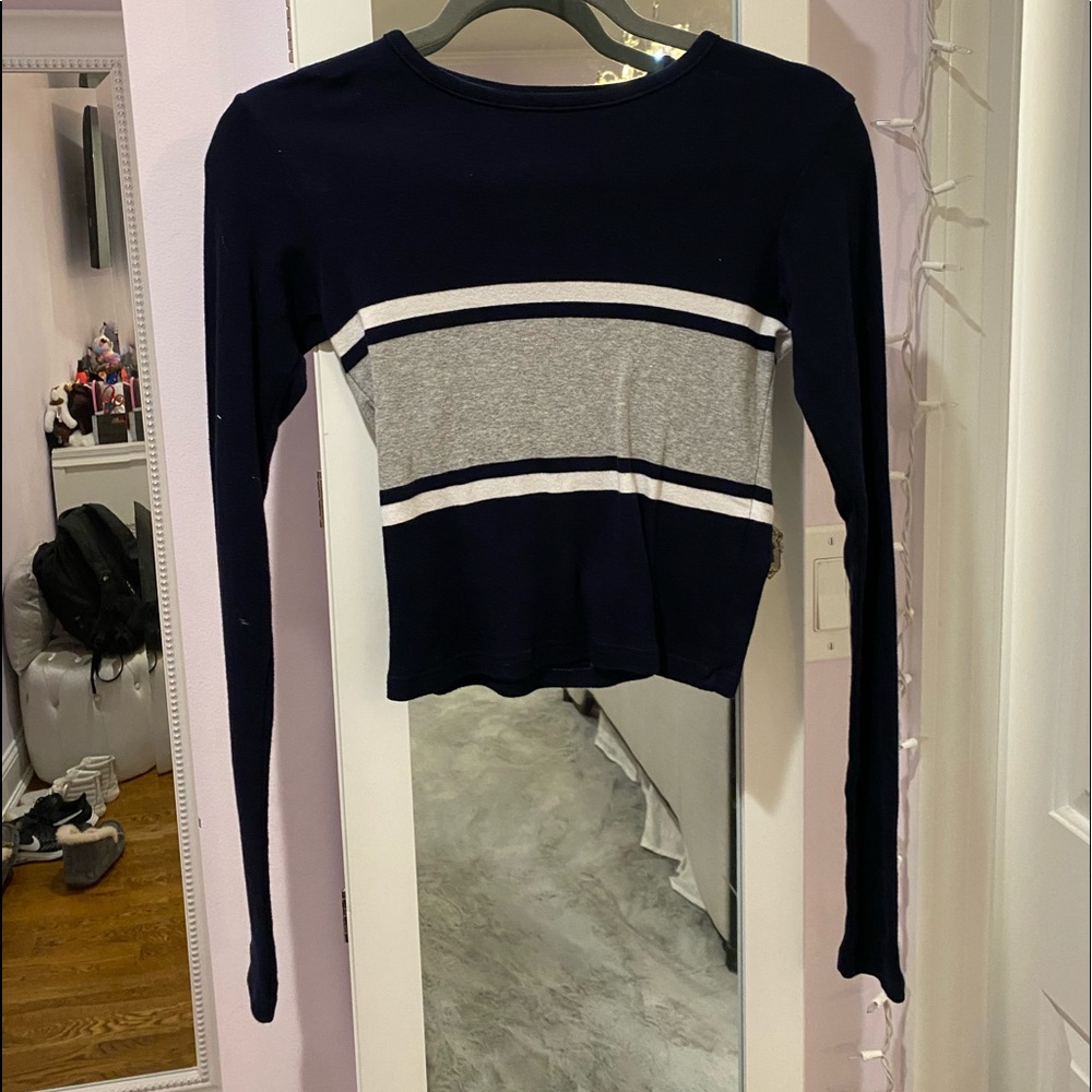 Blue with grey stripe long sleeve!